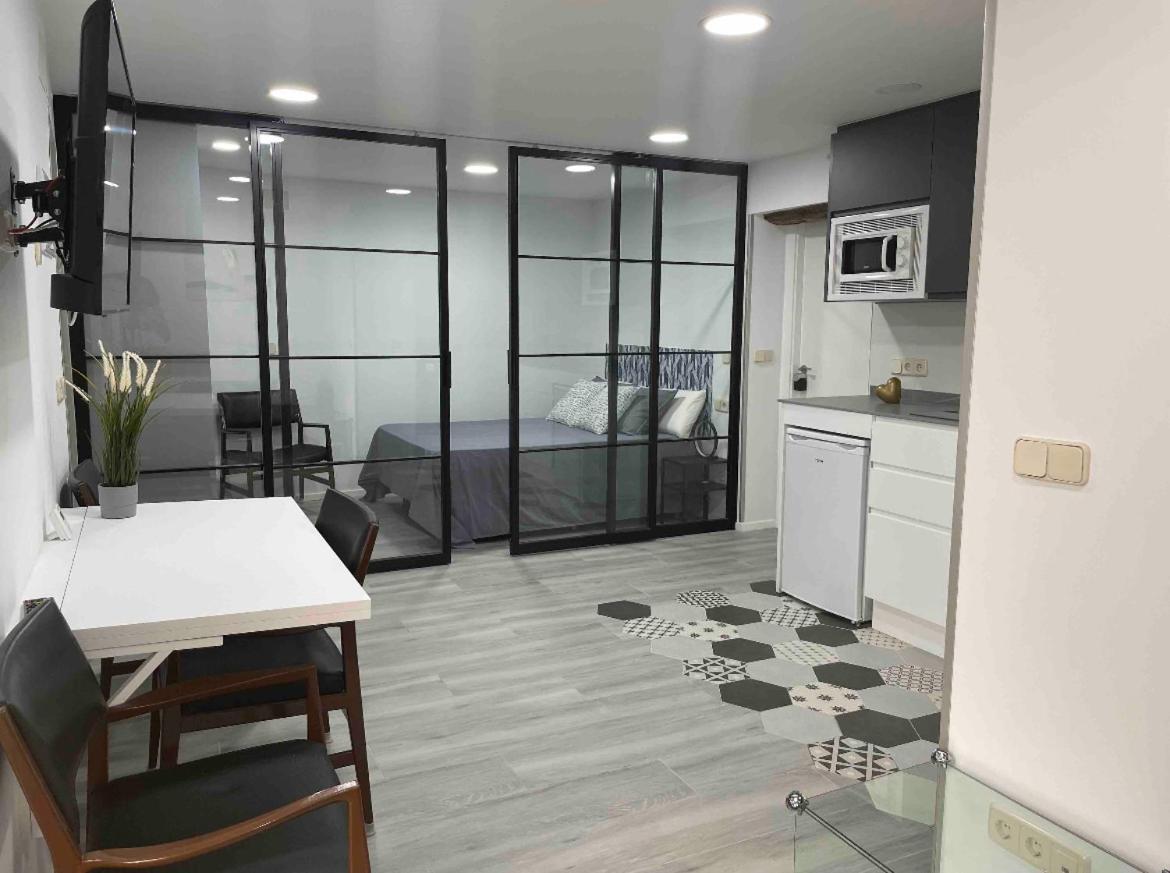 Madrid Villa Suites Bianco ภายนอก รูปภาพ