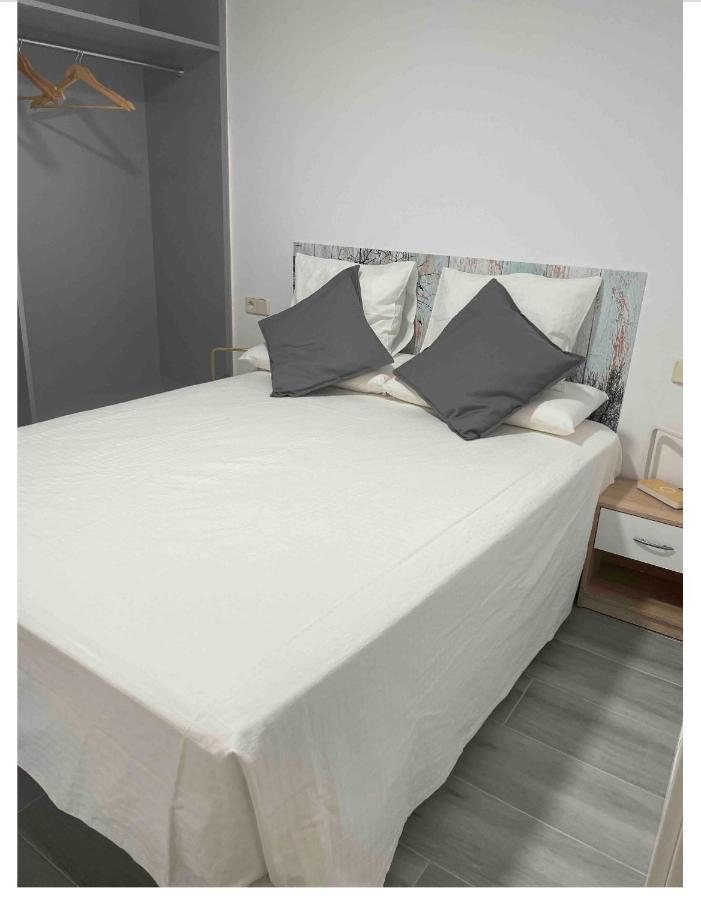 Madrid Villa Suites Bianco ภายนอก รูปภาพ
