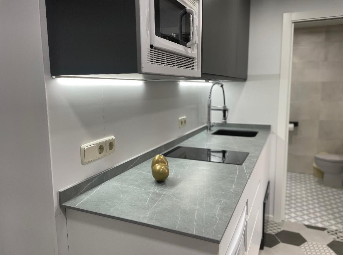 Madrid Villa Suites Bianco ภายนอก รูปภาพ